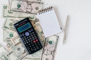 Complete Guide to the Pros and Cons of Debt Consolidation